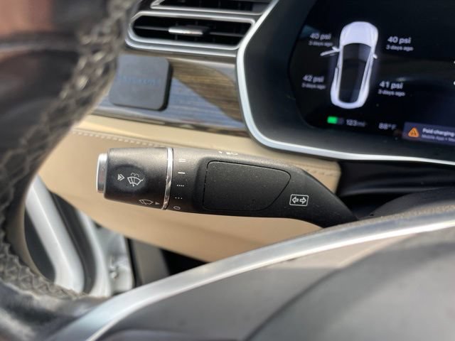 Used 2014 Tesla Model S P85 RWD image 24