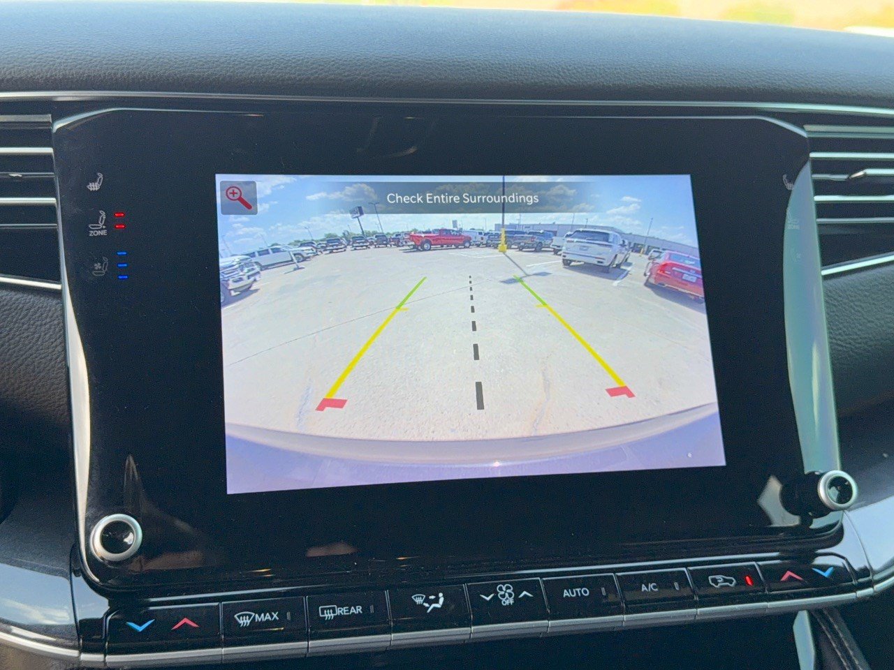 Used 2024 Jeep Wagoneer 2WD image 24