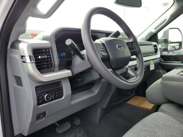 New 2026 Ford F350 XLT w/ XLT Premium Package image 33