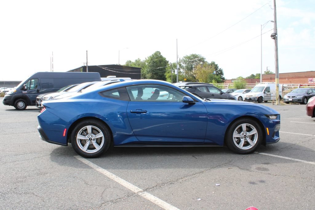 Used 2024 Ford Mustang Coupe RWD image 8