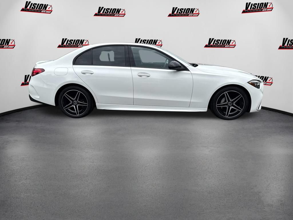 Used 2023 Mercedes-Benz C 300 4MATIC Sedan image 4