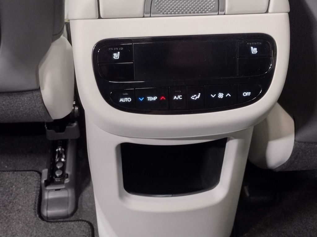 New 2026 Hyundai Ioniq 9 SEL image 39