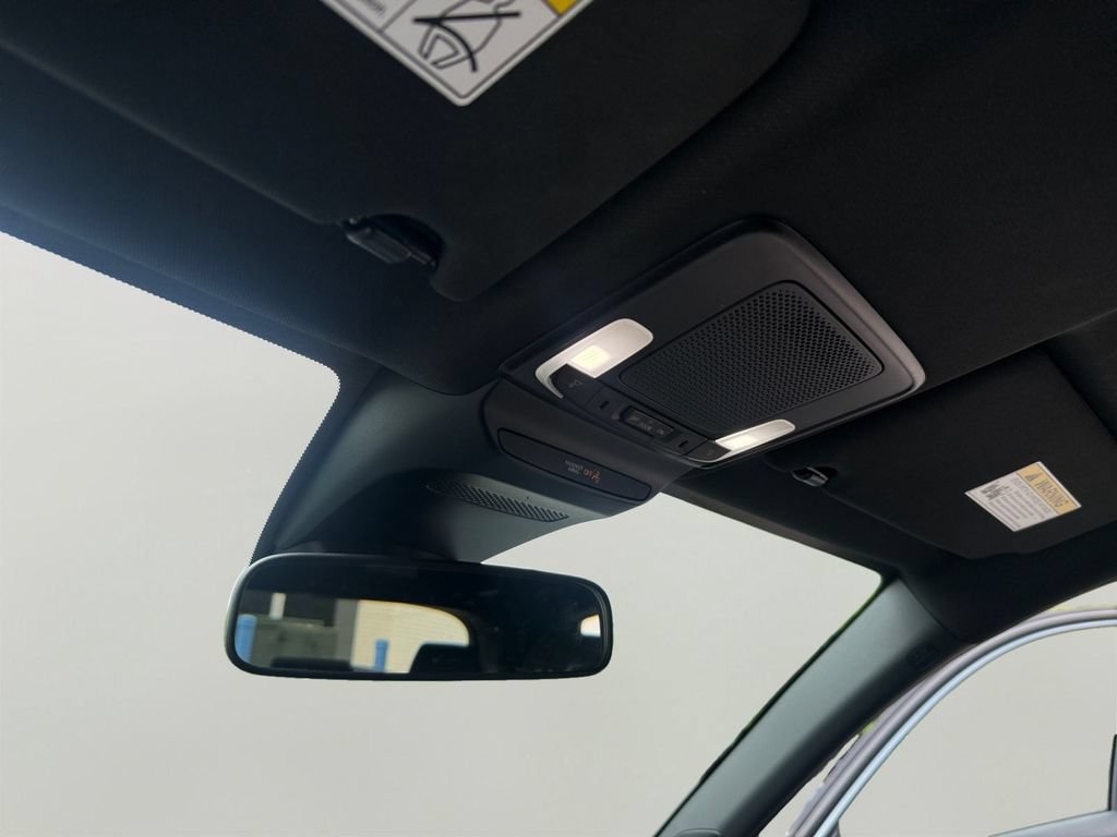 Certified 2025 Honda HR-V Sport image 22