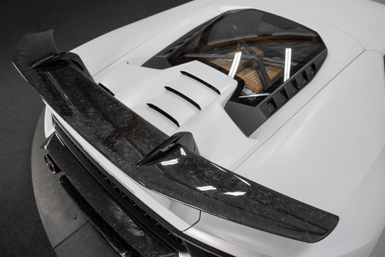 Used 2018 Lamborghini Huracan Performante image 27