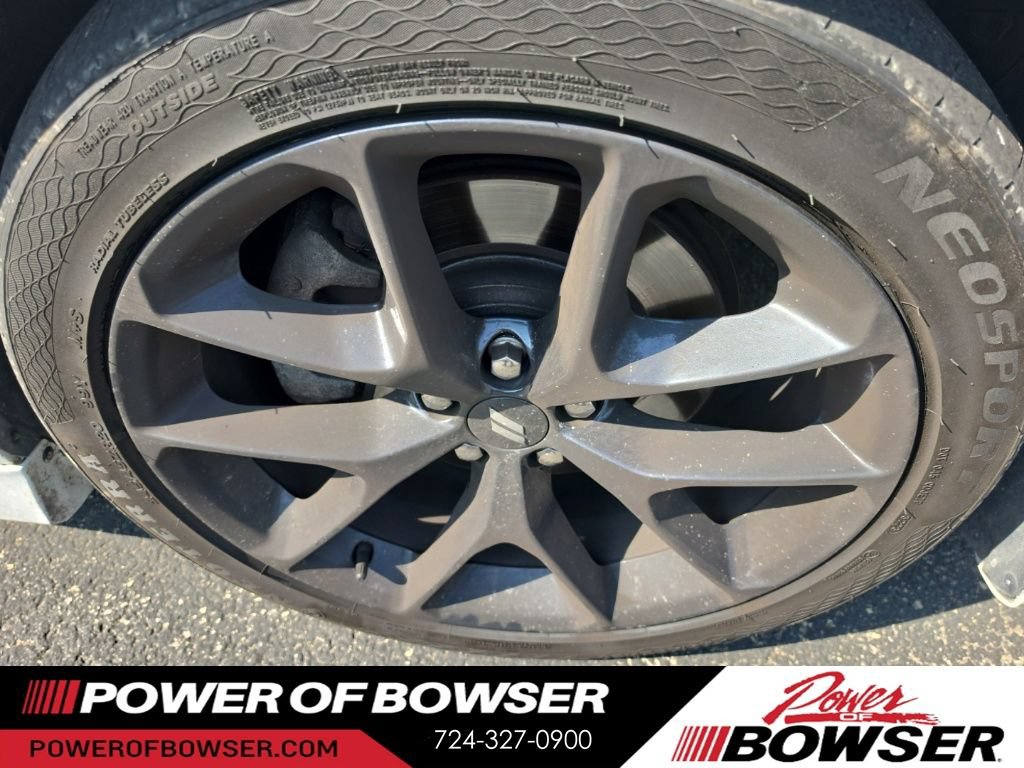 Used 2022 Dodge Charger R/T w/ Plus Group RWD image 11