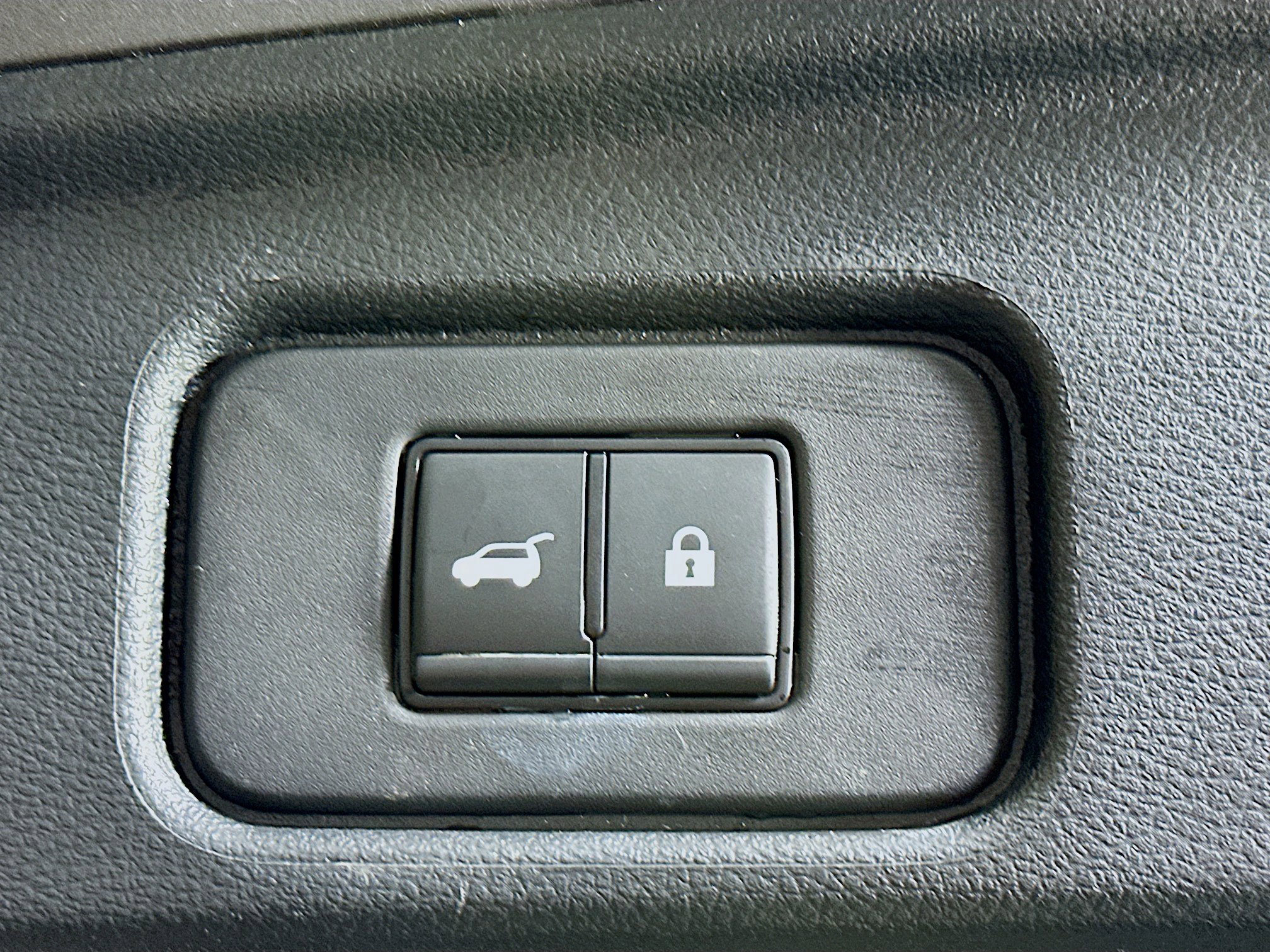 Used 2023 Nissan Pathfinder SL image 29