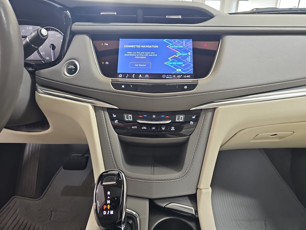 Used 2024 Cadillac XT5 Premium Luxury w/ LPO, Floor Liner Package AWD/4WD image 26
