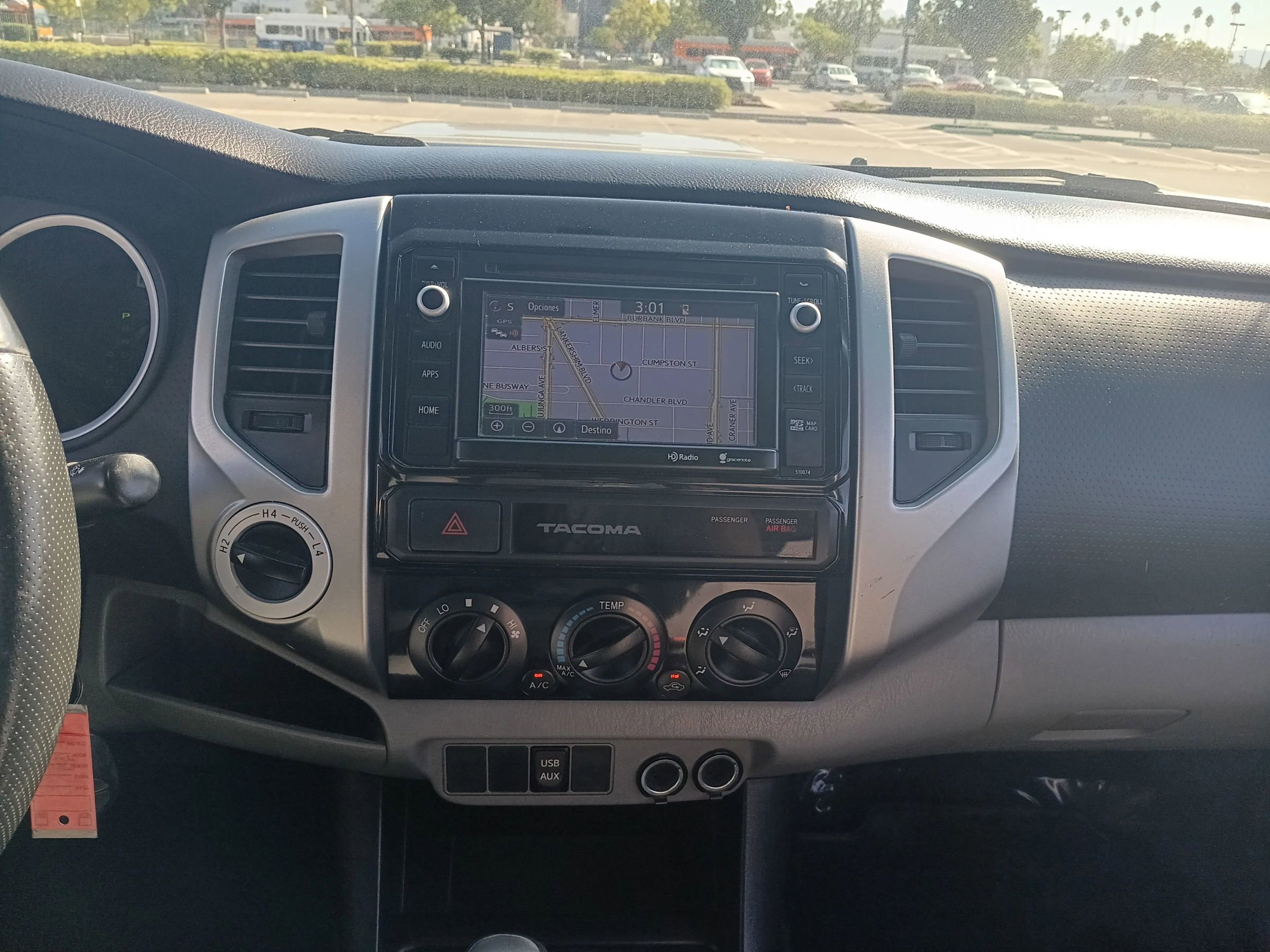 Used 2015 Toyota Tacoma 4x4 Double Cab image 17