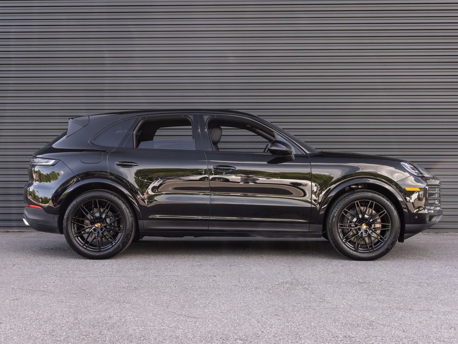 New 2026 Porsche Cayenne E-Hybrid AWD/4WD image 8
