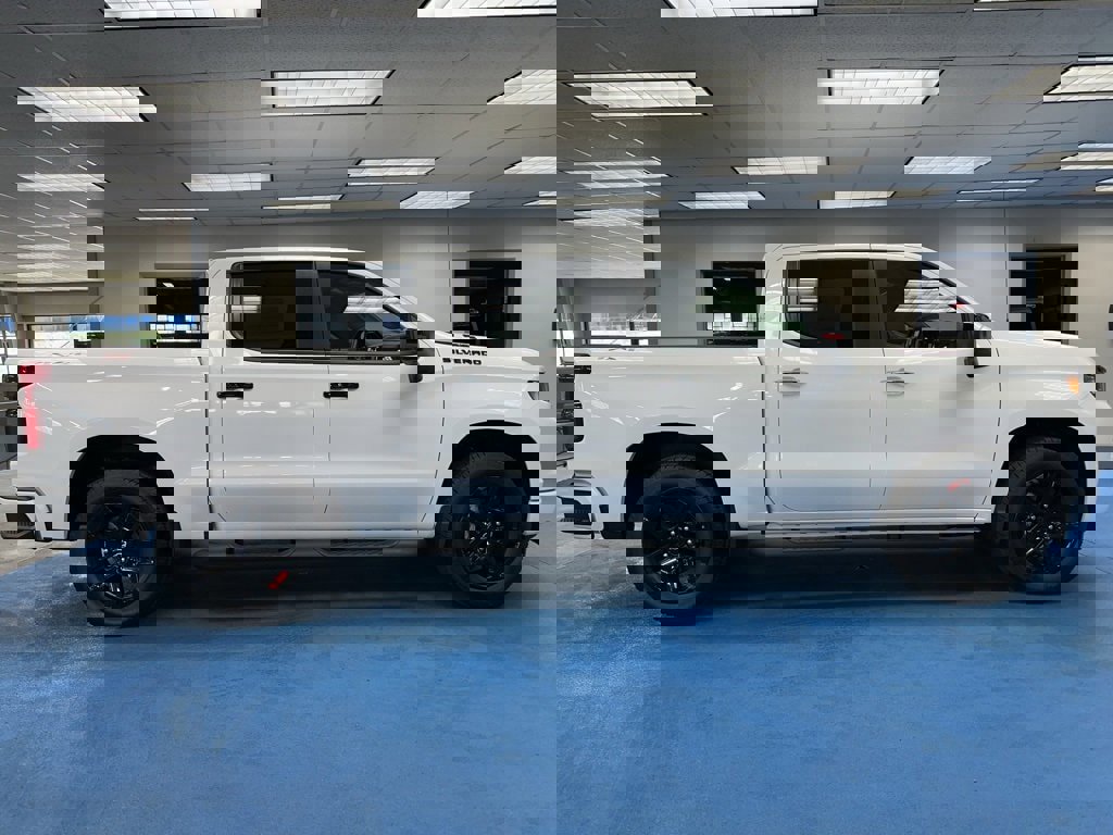 New 2025 Chevrolet Silverado 1500 RST w/ Redline Edition image 2
