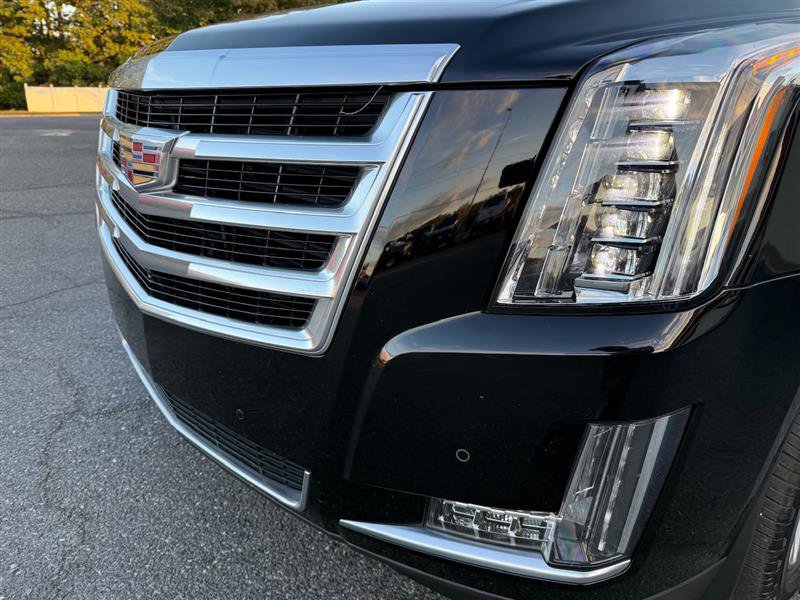 Used 2015 Cadillac Escalade ESV Luxury image 10