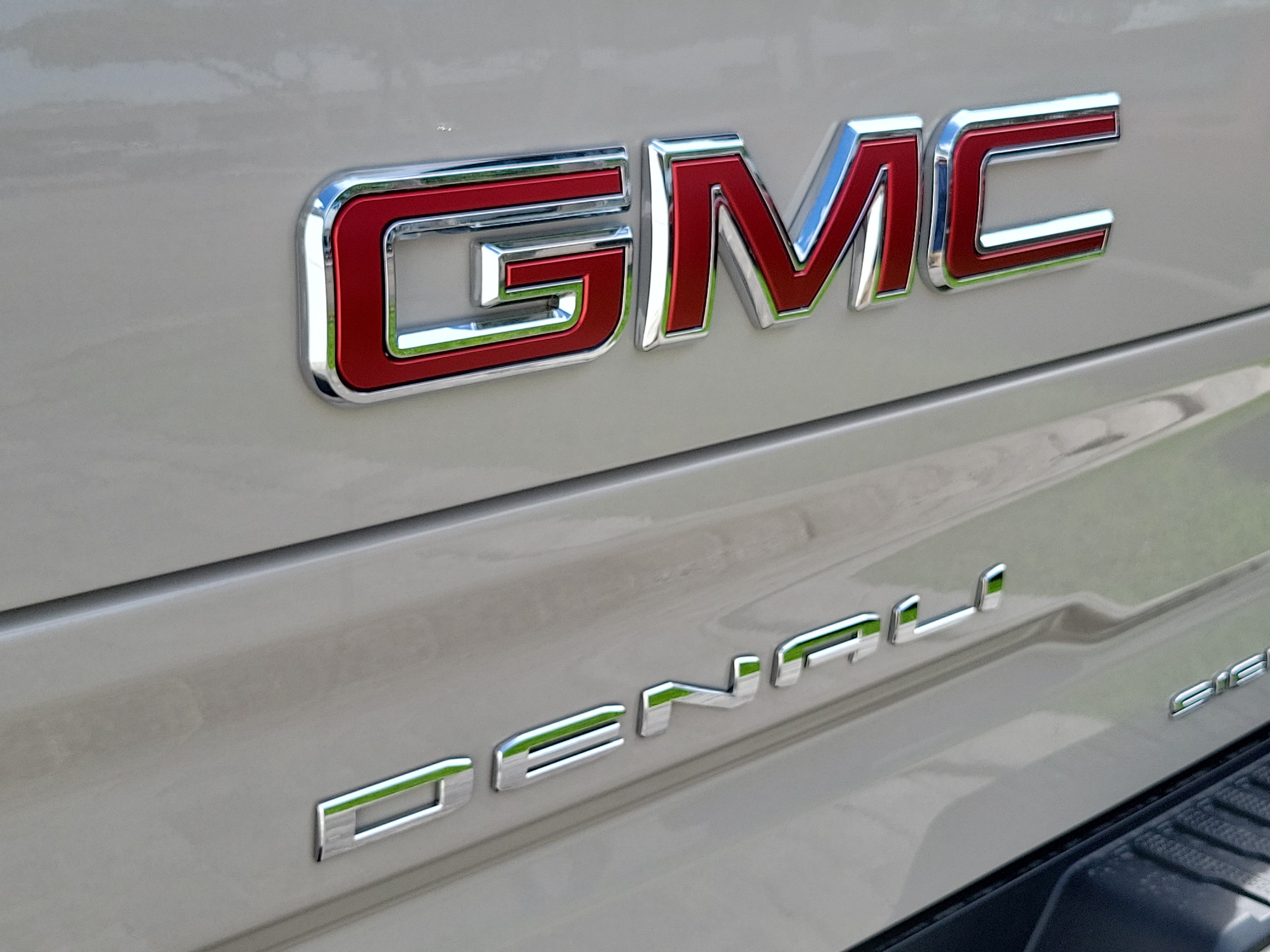 New 2026 GMC Sierra 1500 Denali w/ Technology Package AWD/4WD image 8