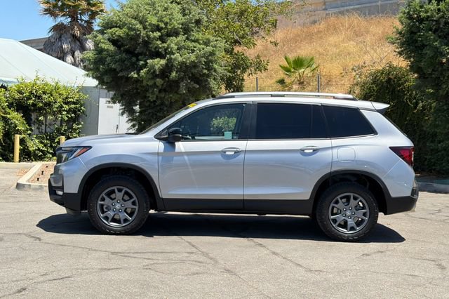 Certified 2025 Honda Passport TrailSport image 8