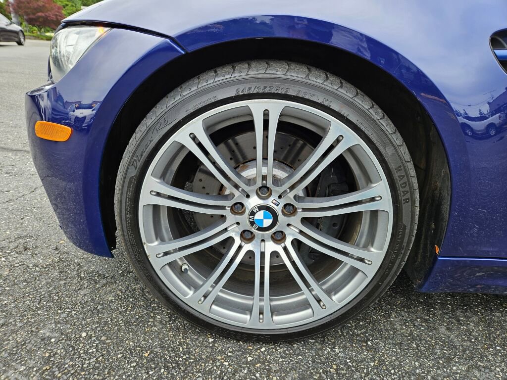 Used 2013 BMW M3 Convertible RWD image 9