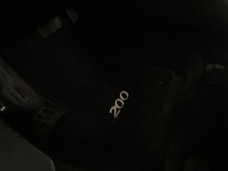 Used 2011 Chrysler 200 Limited FWD image 17