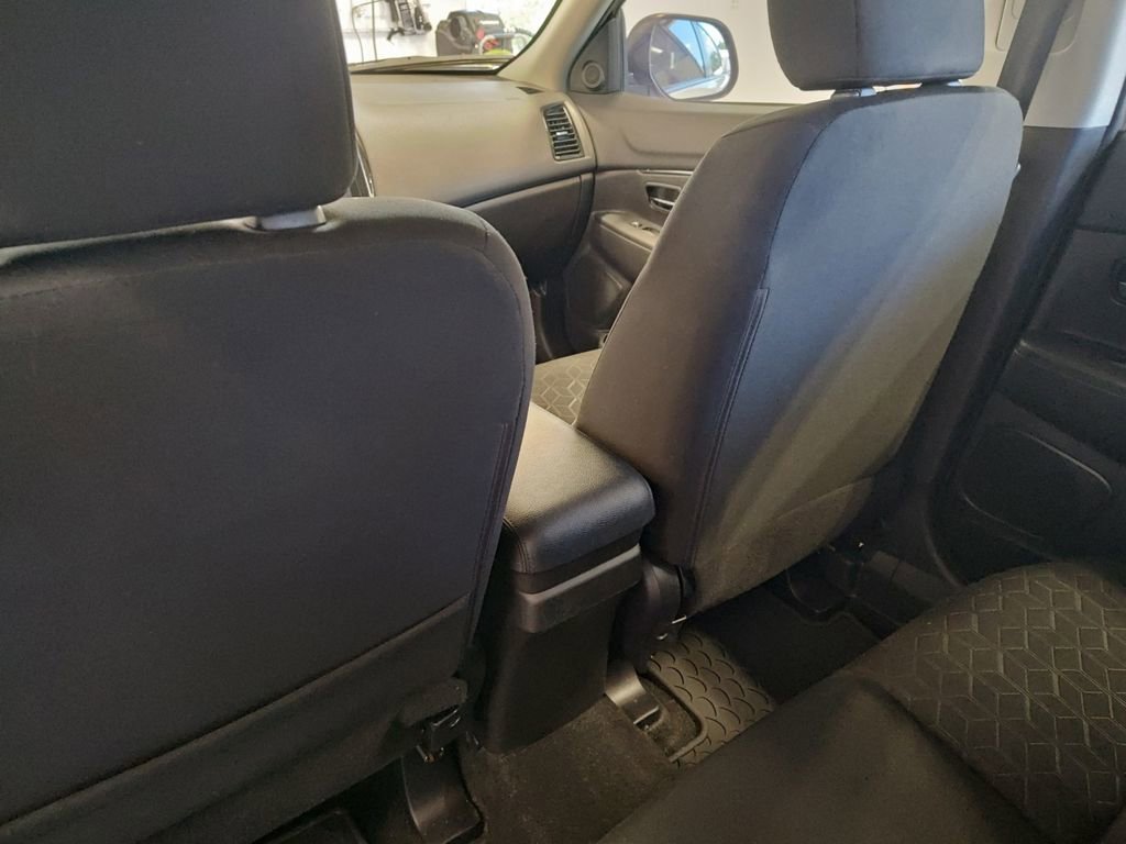 Used 2020 Mitsubishi Outlander Sport AWD image 28