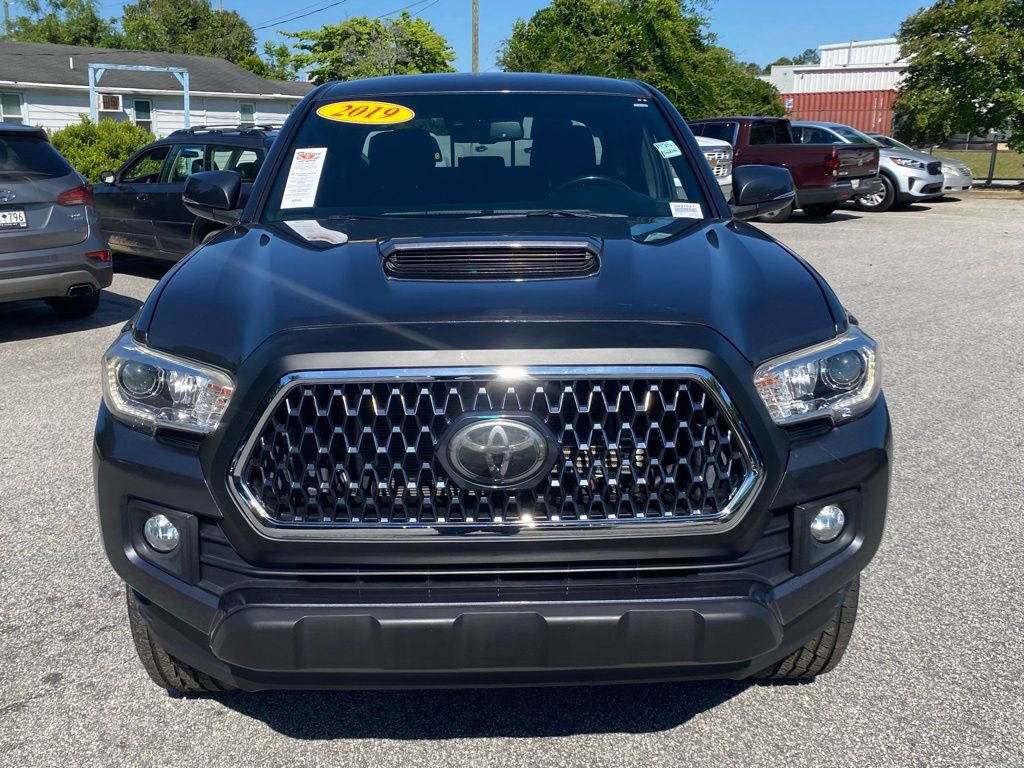 Used 2019 Toyota Tacoma TRD Sport AWD/4WD image 17