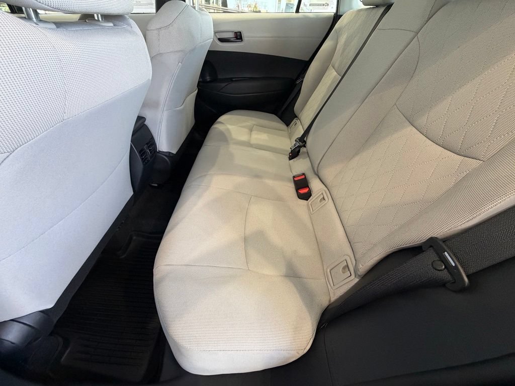 Used 2022 Toyota Corolla Cross L FWD image 31