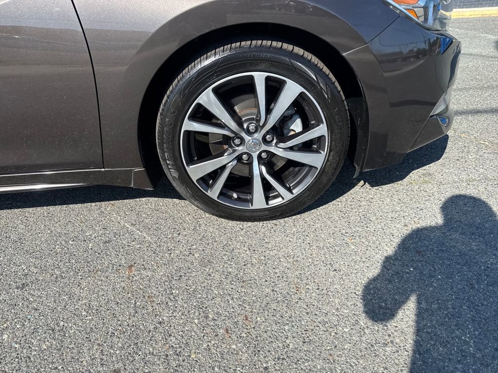 Used 2016 Nissan Maxima 3.5 SV FWD image 17