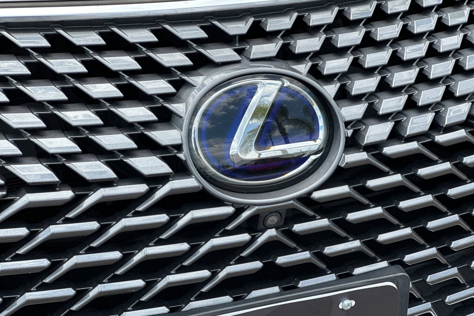 Used 2022 Lexus RX 450h AWD w/ Premium Package image 38