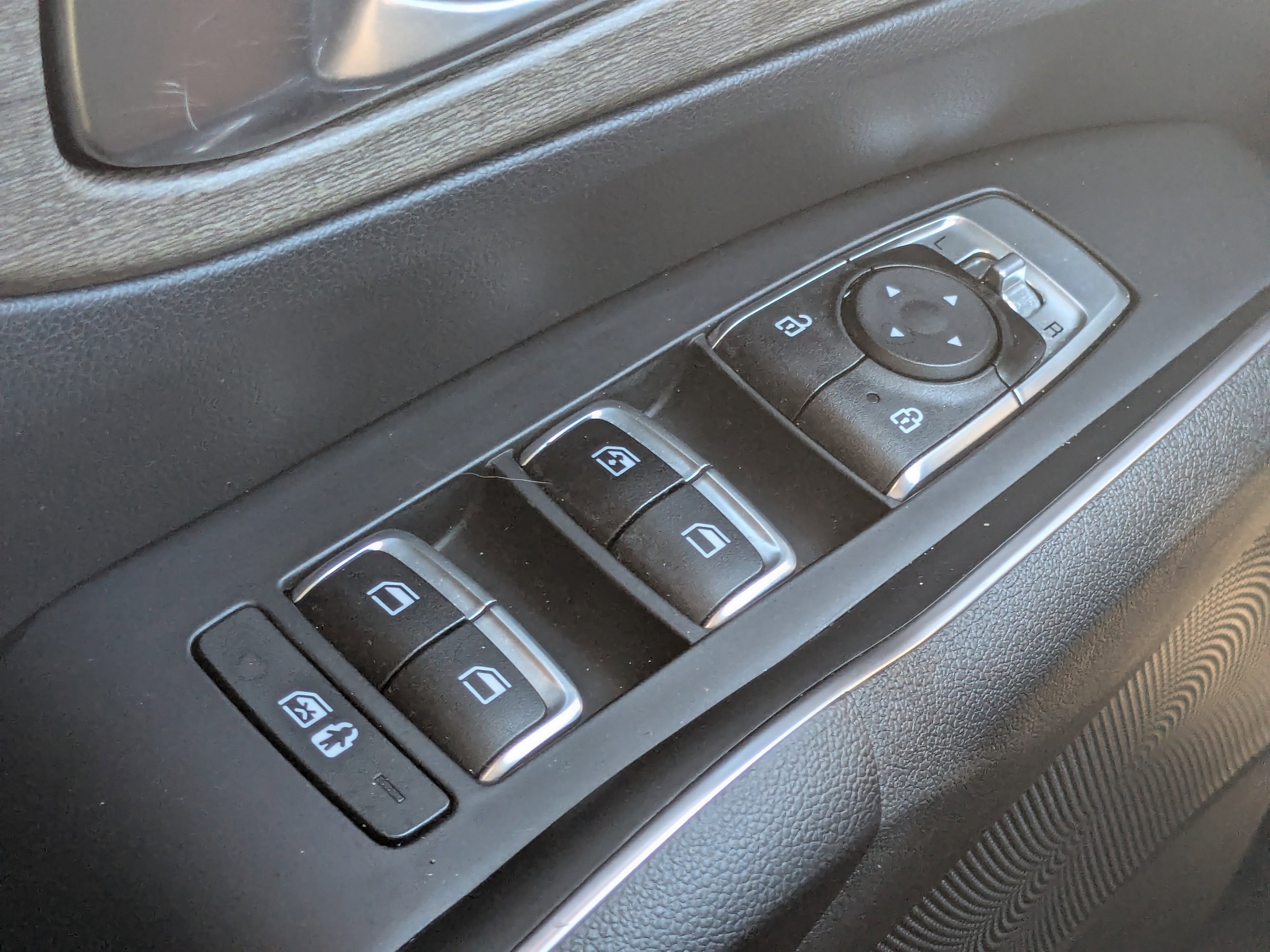 Used 2023 Kia Sorento S w/ Panoramic Sunroof Package image 31