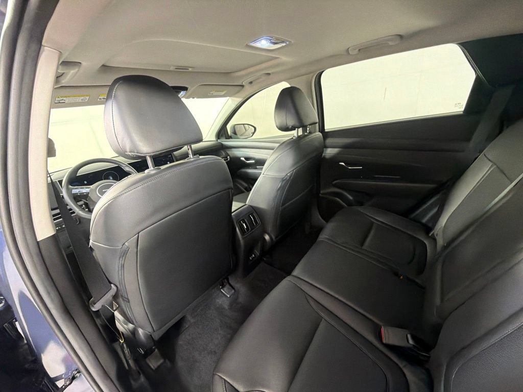 Used 2025 Hyundai Tucson SEL FWD image 27