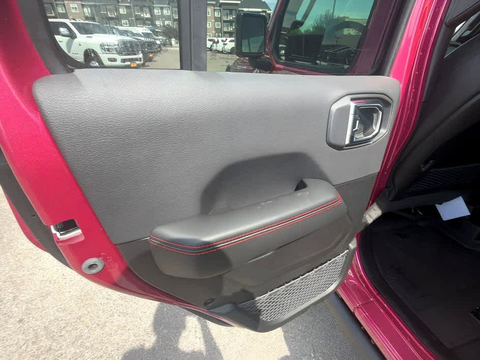 New 2026 Jeep Wrangler Unlimited Rubicon w/ Safety Group AWD/4WD image 17