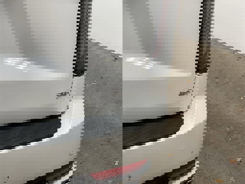 Certified 2024 Cadillac Escalade Premium Luxury Platinum image 11