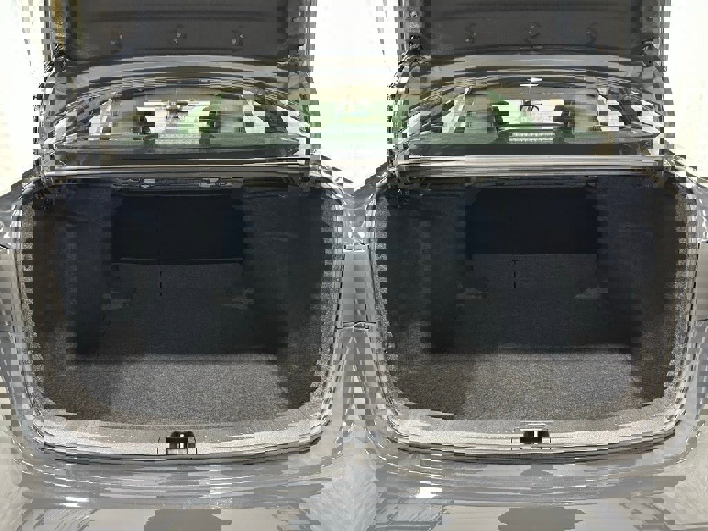 Used 2025 Toyota Corolla XSE image 38