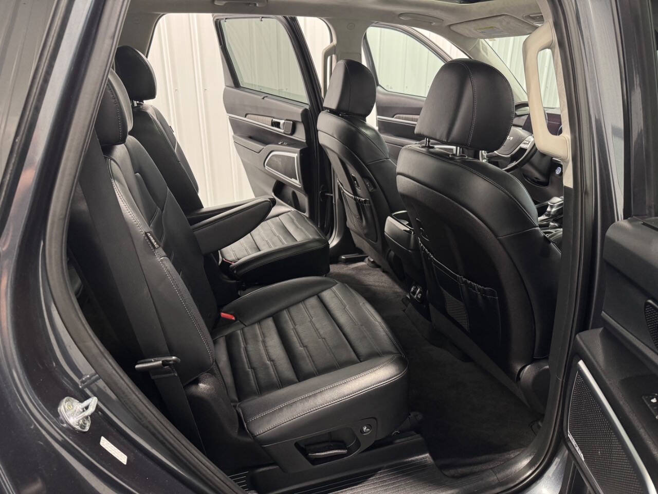 Used 2023 Kia Telluride SX Prestige X-Line AWD/4WD image 29