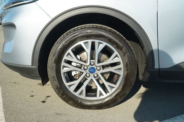 Used 2022 Ford Escape SEL w/ Technology Package image 11