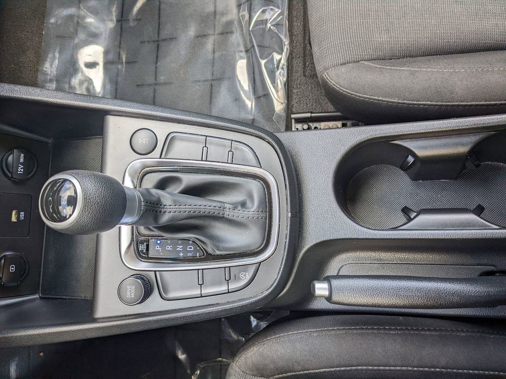 Used 2022 Hyundai Kona SEL image 20