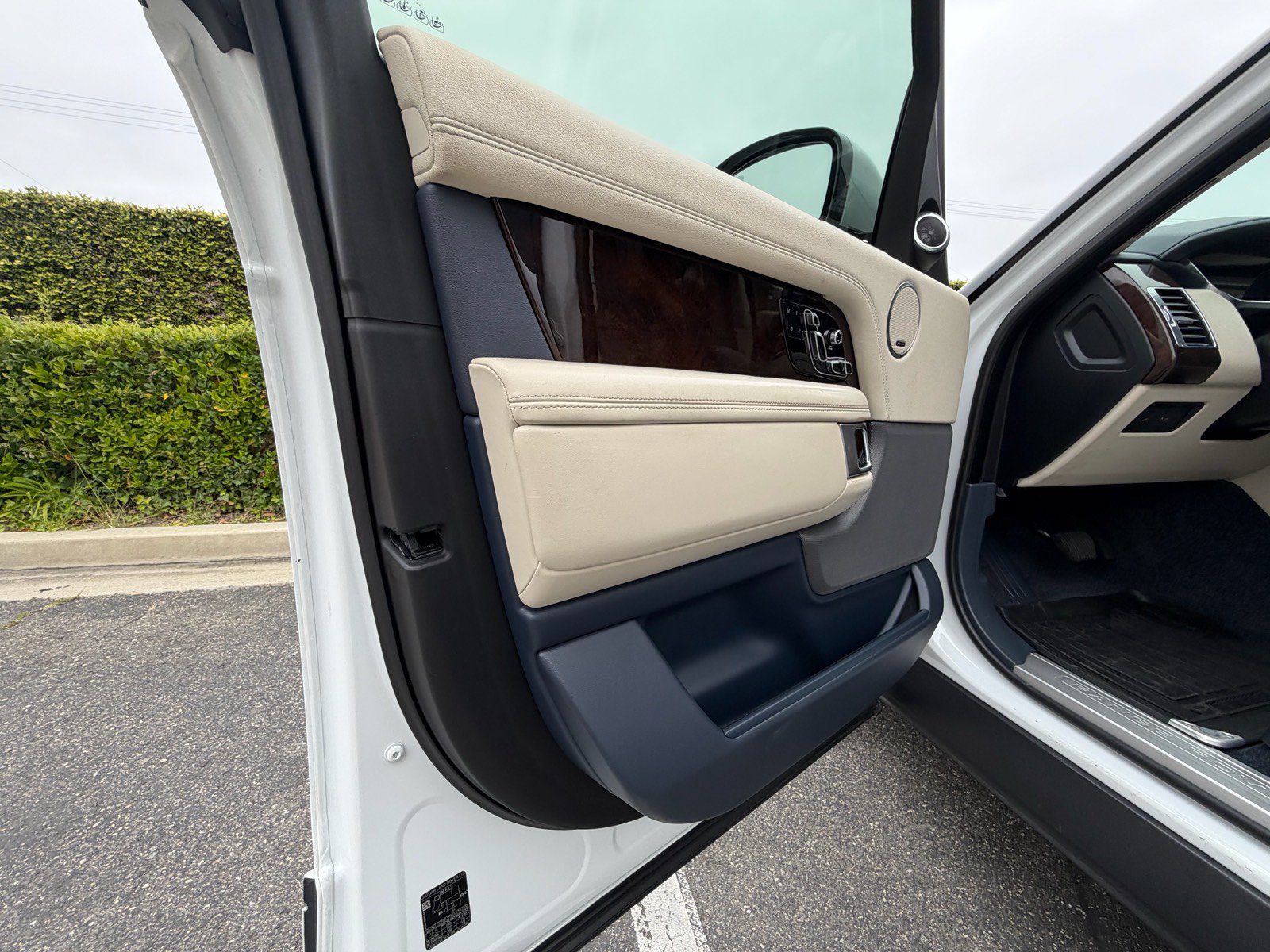 Used 2019 Land Rover Range Rover HSE AWD/4WD image 13