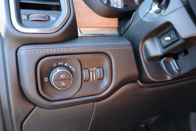 Used 2020 RAM 2500 Limited image 16