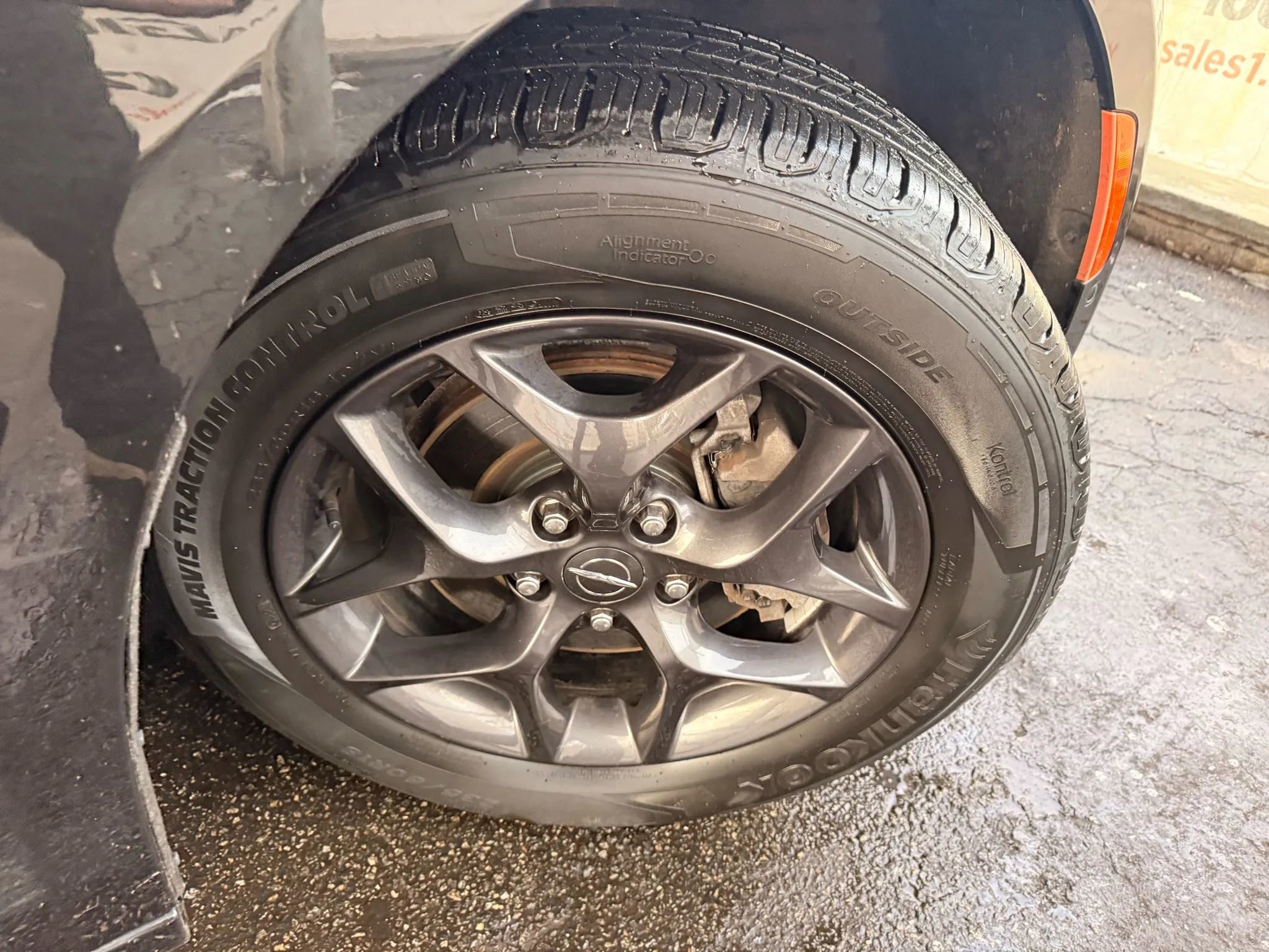 Used 2020 Chrysler Pacifica Limited w/ Advanced Safetytec Group image 46