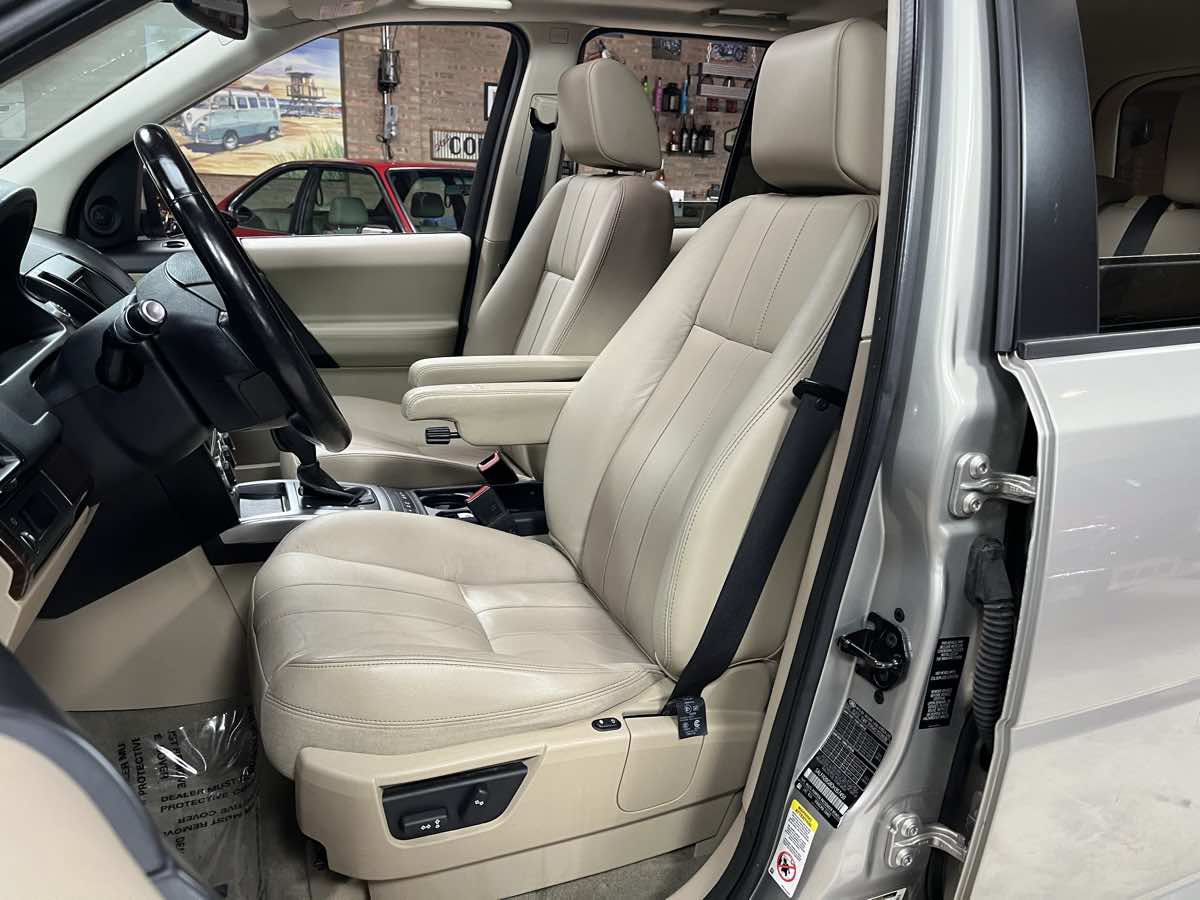 Used 2013 Land Rover LR2 AWD/4WD image 22