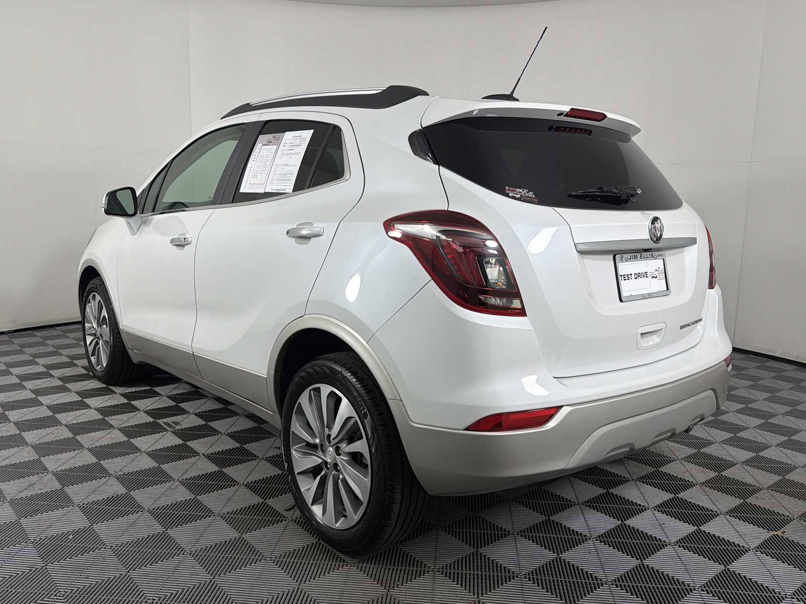 Used 2019 Buick Encore Preferred FWD image 4