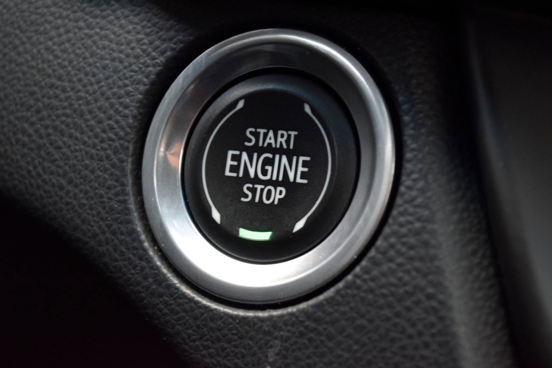 Used 2023 Cadillac CT4 V Blackwing w/ Driver Assist Package RWD image 15
