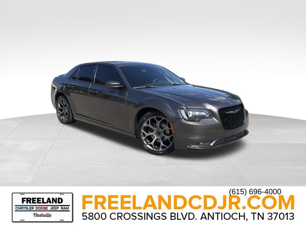Used 2017 Chrysler 300 S RWD image 1