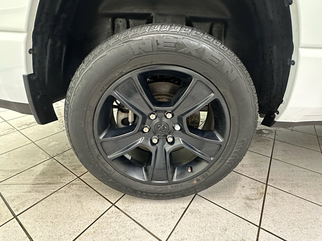 Used 2022 RAM 1500 Big Horn w/ Night Edition AWD/4WD image 14