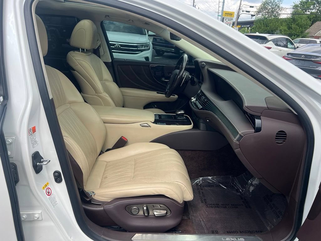Used 2018 Lexus LS 500 AWD image 33