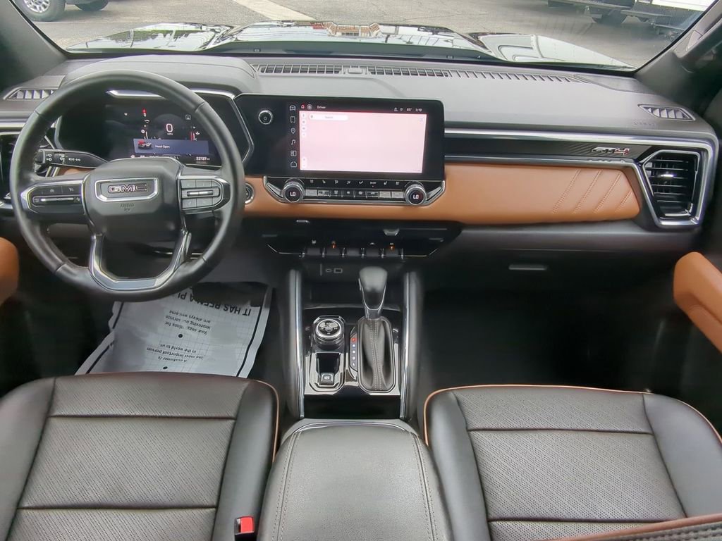 Used 2023 GMC Canyon AT4 w/ AT4 Premium Package image 24