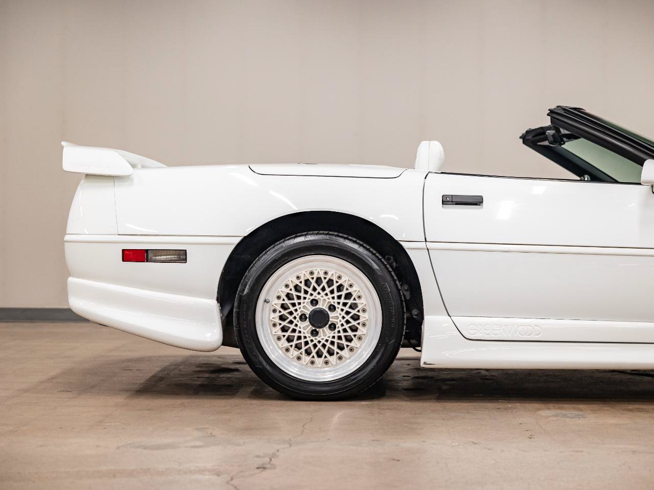Used 1992 Chevrolet Corvette Convertible RWD image 40