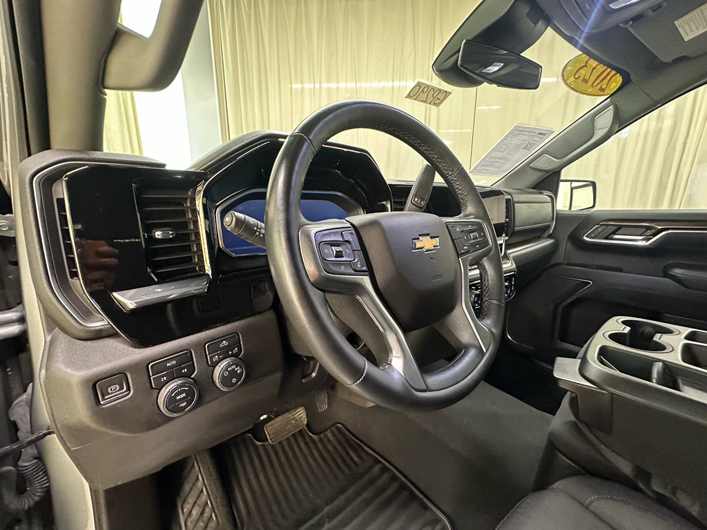 Certified 2023 Chevrolet Silverado 1500 LT AWD/4WD image 27