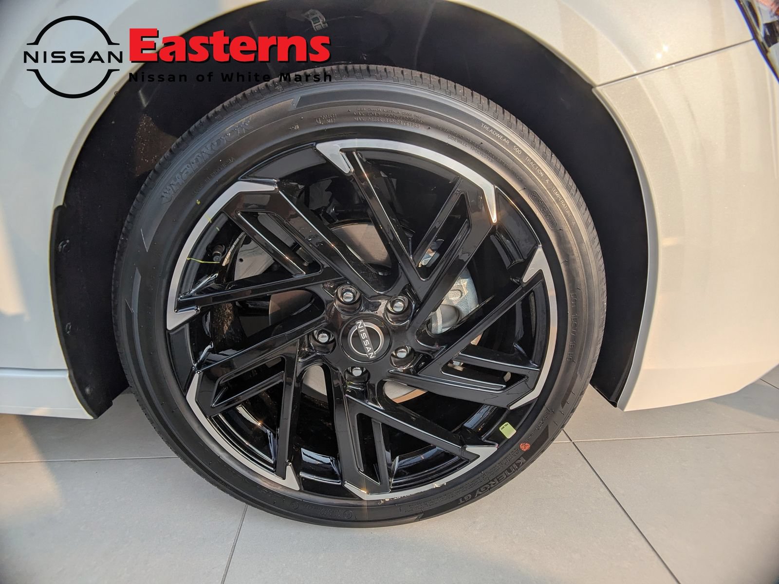 New 2026 Nissan Sentra SR w/ SR Premium Package FWD image 25