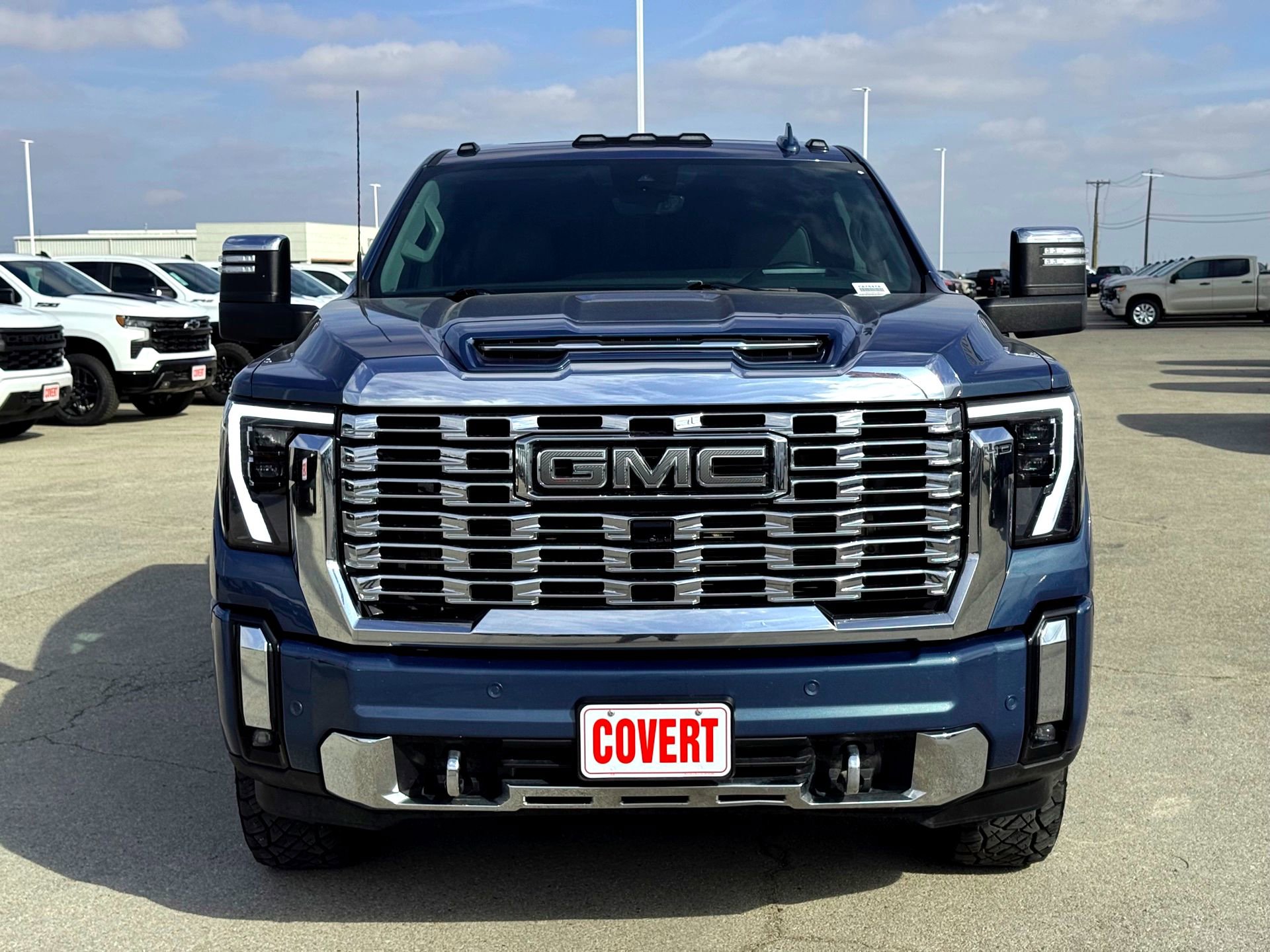 Used 2024 GMC Sierra 3500 Denali w/ Denali Reserve Package image 4