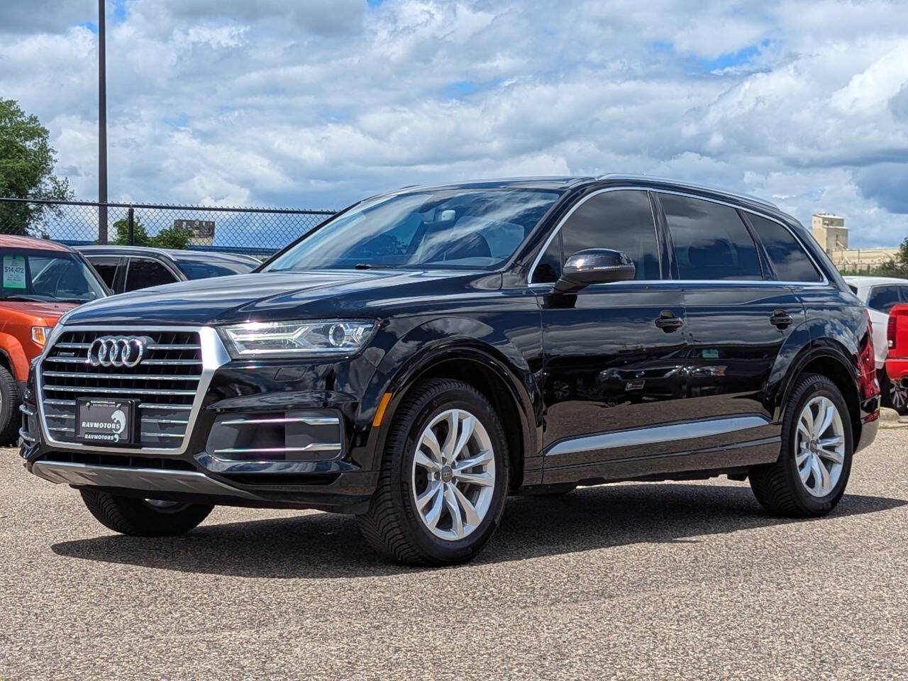 Used 2017 Audi Q7 3.0T Premium AWD/4WD image 7