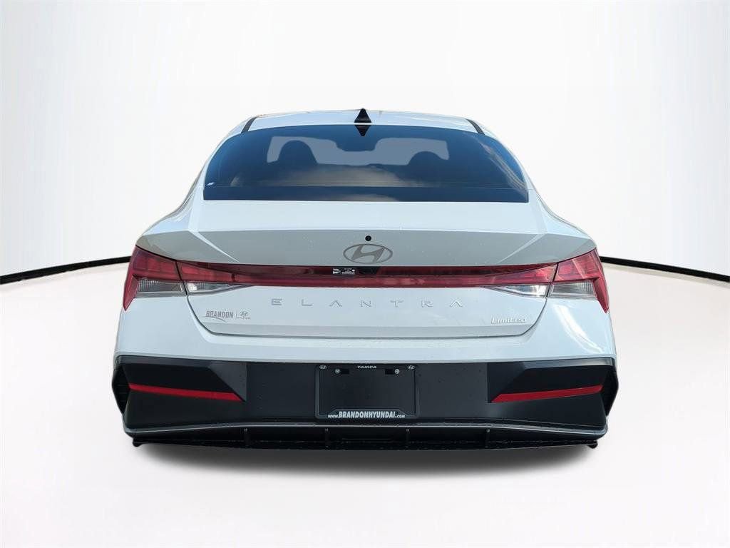 New 2026 Hyundai Elantra Limited image 6