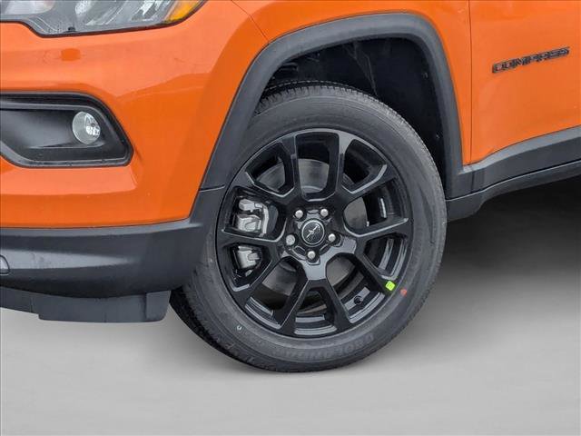 New 2026 Jeep Compass Latitude image 10