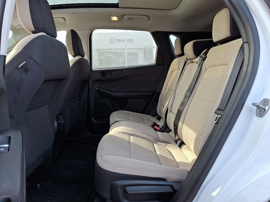 Used 2022 Ford Escape SE w/ Convenience Package image 10